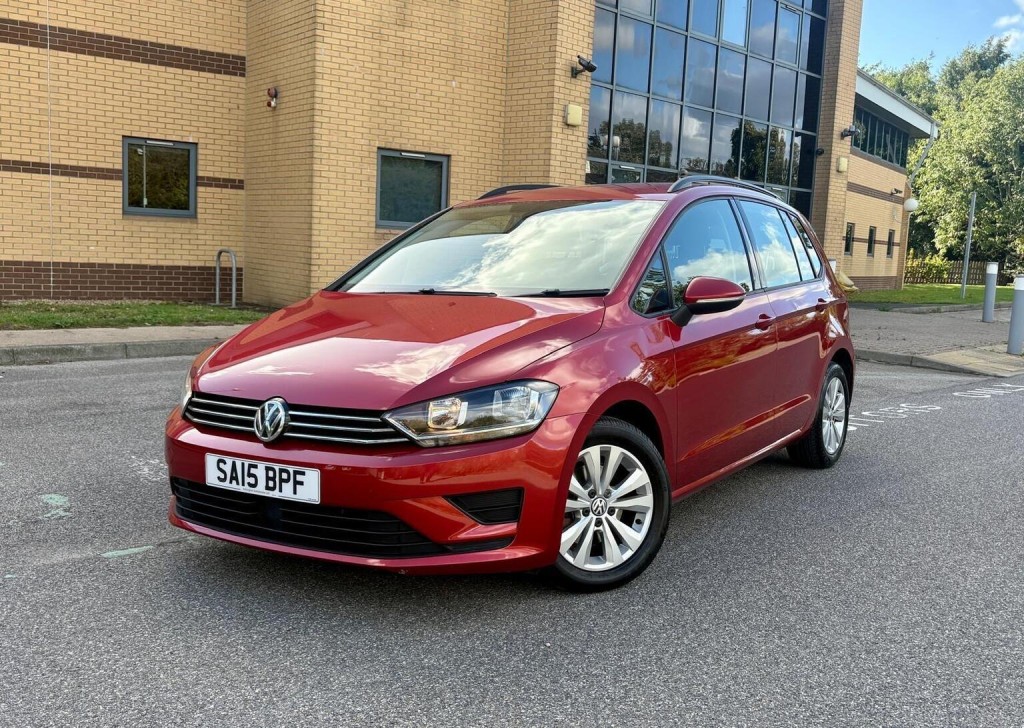 2015 Volkswagen GOLF SV